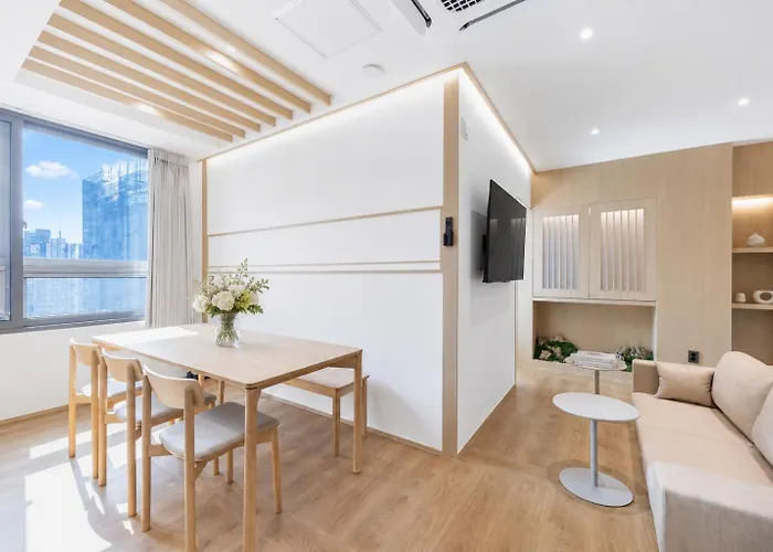 Dongdaemun, Sauna, Rooftop, 8 Min Subway