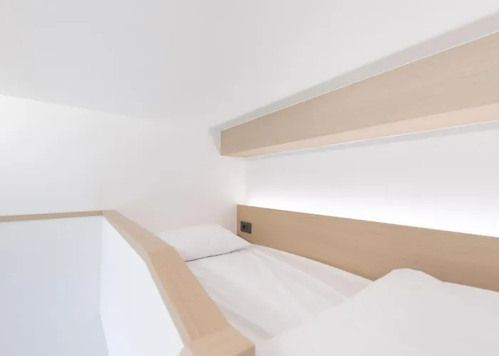 Dongdaemun, Sauna, Rooftop, 8 Min Subway Seoul