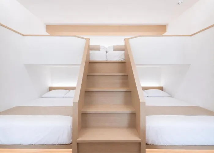 Dongdaemun, Sauna, Rooftop, 8 Min Subway Apartment *